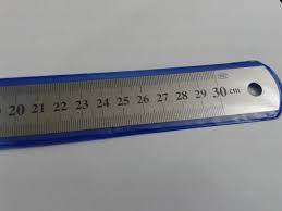 regla metalica de 30 cm